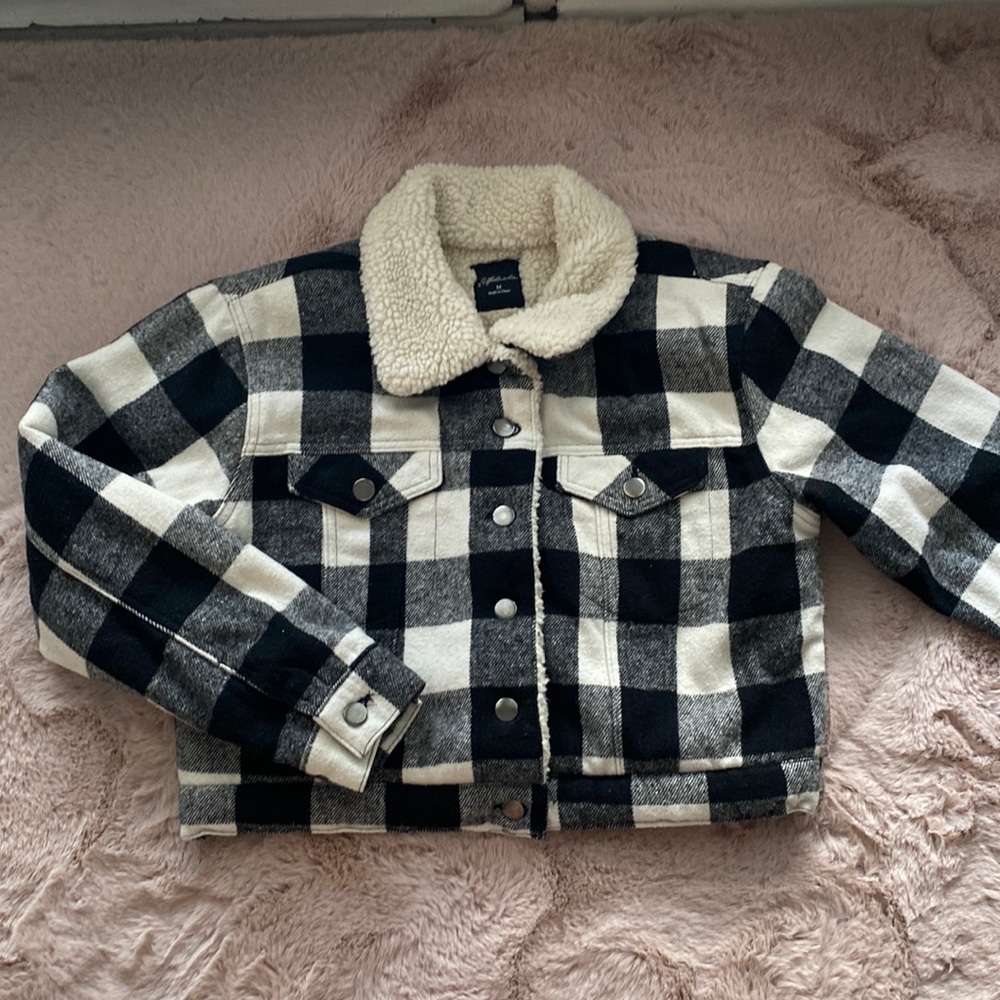 Black and weight plaid, button up, winter jacket